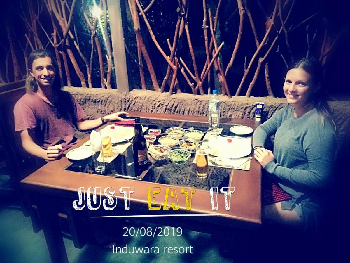 אודוואלאווה Induwara Safari Resort מראה חיצוני תמונה